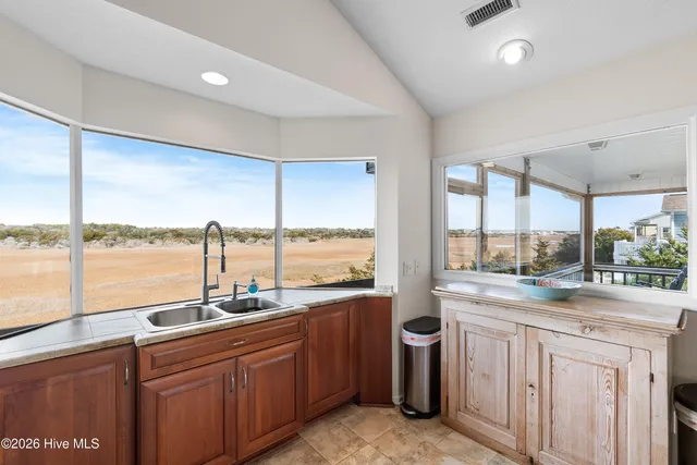 $1,050,000 | 708 Ocean Boulevard West, Holden Beach, NC 28462