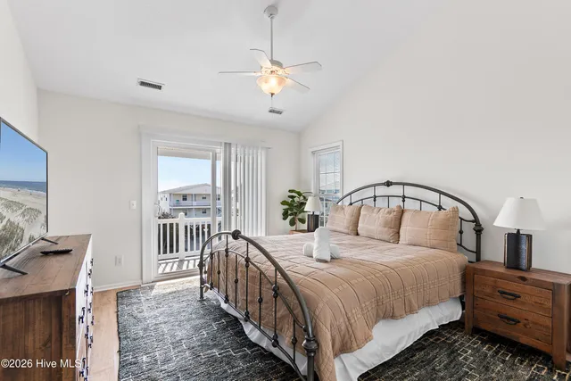 $1,050,000 | 708 Ocean Boulevard West, Holden Beach, NC 28462