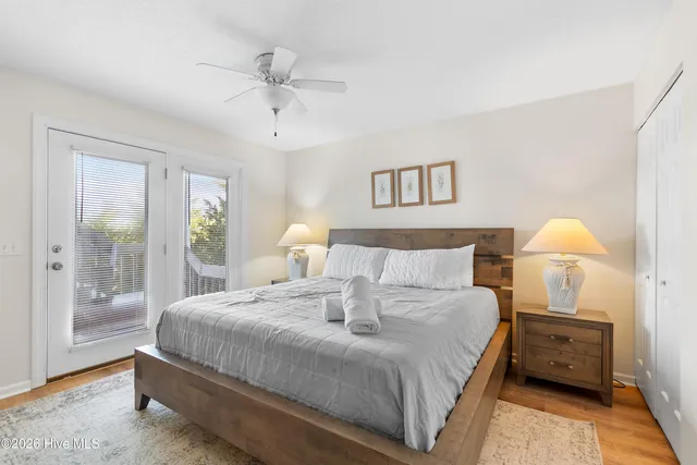 $1,050,000 | 708 Ocean Boulevard West, Holden Beach, NC 28462