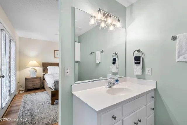 $1,050,000 | 708 Ocean Boulevard West, Holden Beach, NC 28462