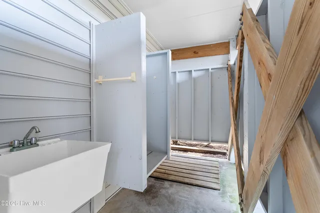 $1,050,000 | 708 Ocean Boulevard West, Holden Beach, NC 28462