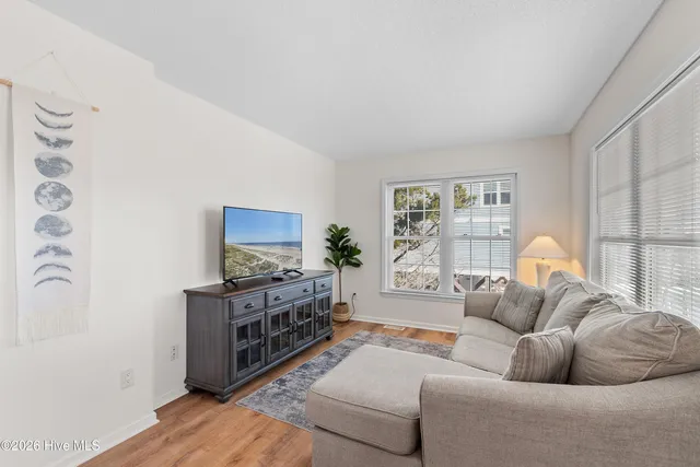 $1,050,000 | 708 Ocean Boulevard West, Holden Beach, NC 28462