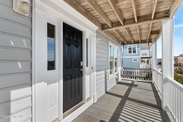 $1,050,000 | 708 Ocean Boulevard West, Holden Beach, NC 28462