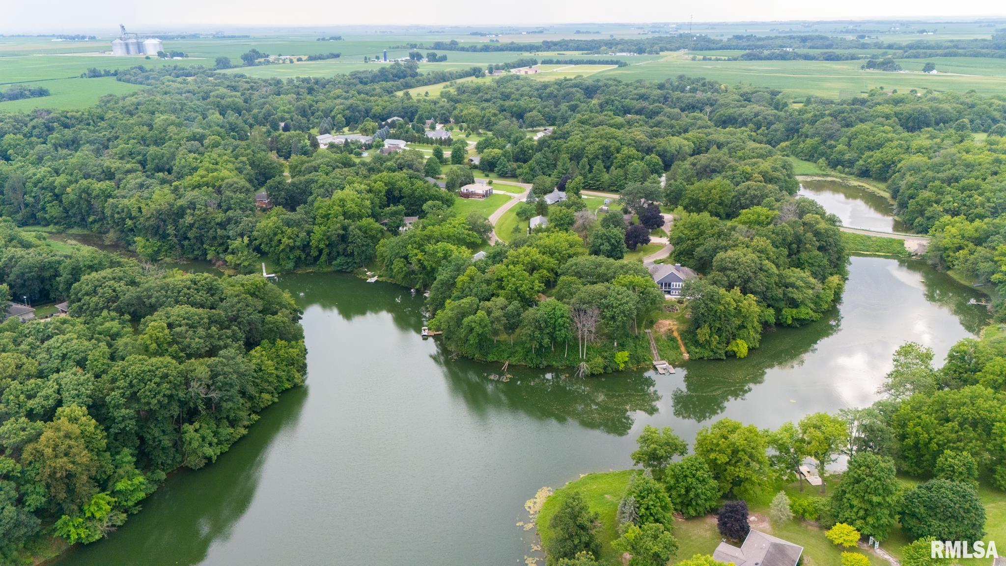21640 Lago Drive Delavan, IL 61734 - Photo 7 of 26