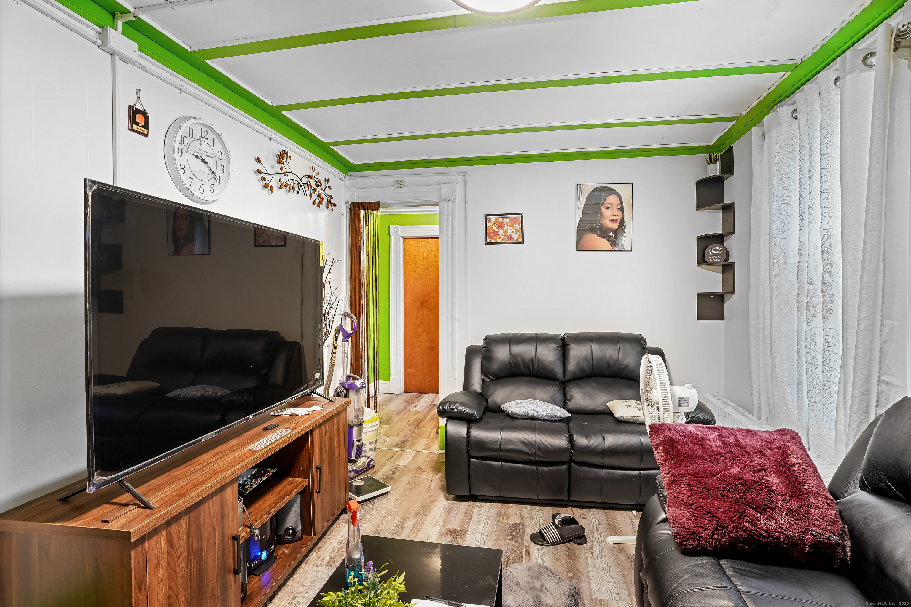 9 Kenyon Street Waterbury, CT 06704 - Photo 17 of 26 Unit 2-Living Room