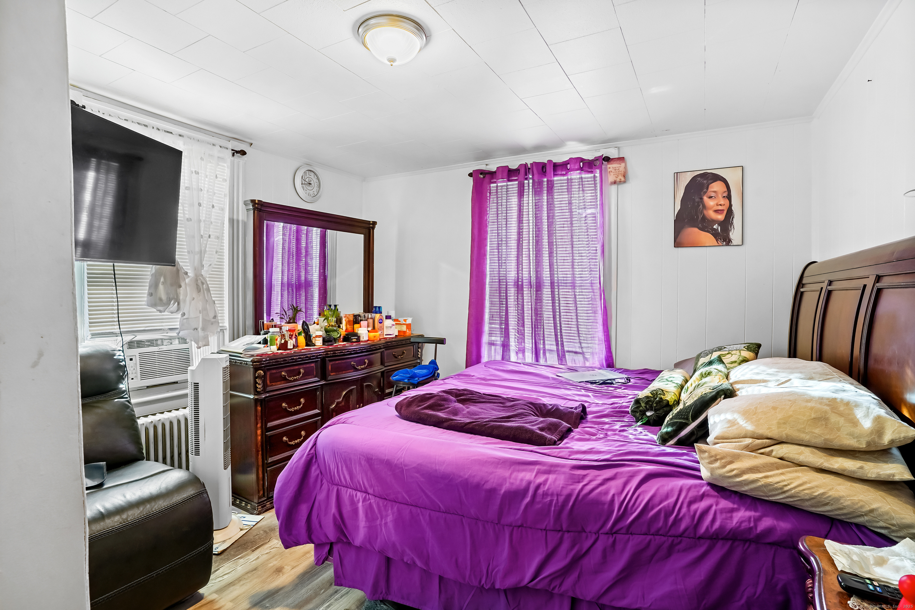 9 Kenyon Street Waterbury, CT 06704 - Photo 5 of 26 Unit 2-Bedroom 1; main floor