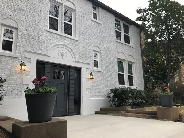 $2,400 | 6343 Richmond Avenue, Unit 3, Dallas, TX 75214