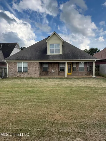 $320,000 | 1102 Greenwich Drive, Hernando, MS 38632