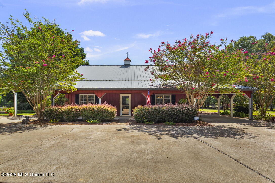 1454 Livingston Vernon Road Flora, MS 39071 - Photo 37 of 67 D5D2BD75-8517-4107-B3D4-AD922BC5ECF6_1_1