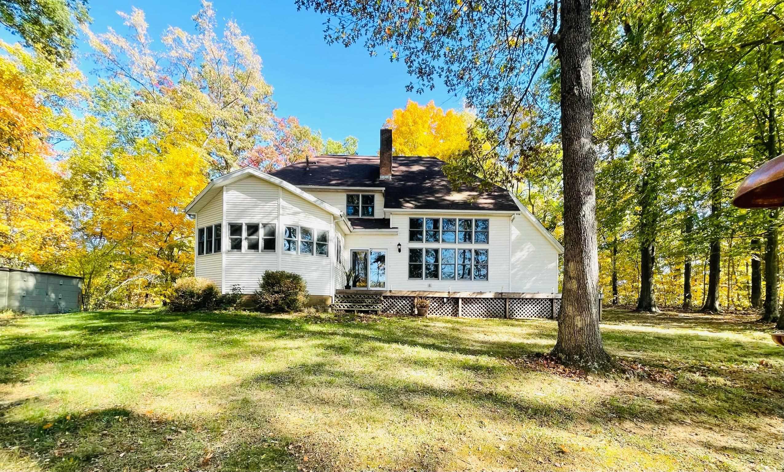 463 Foxridge Drive Springville, IN 47462 - Photo 2 of 31