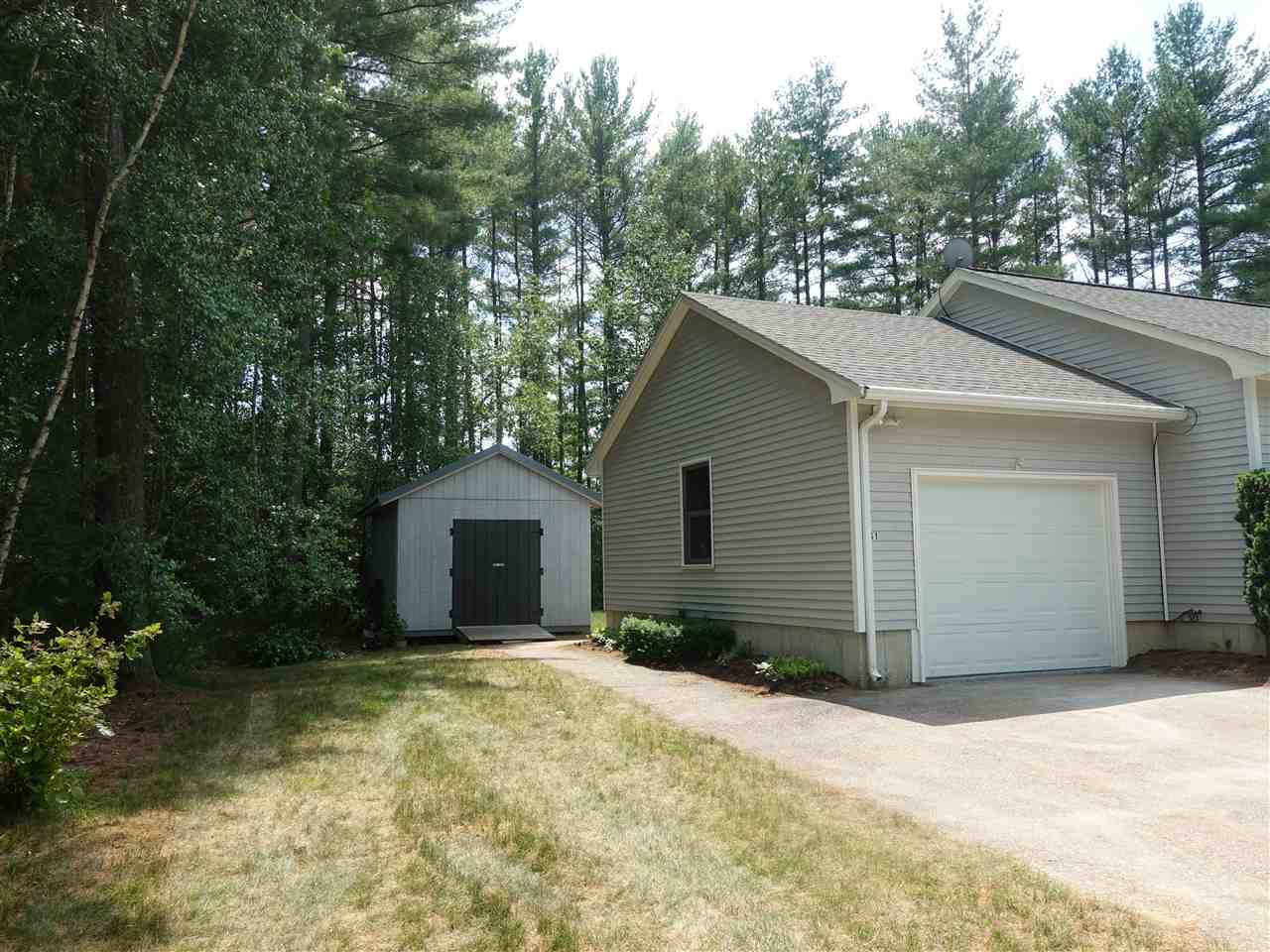 31 Sugar Brook Road Rochester, NH 03839 - Photo 3 of 40