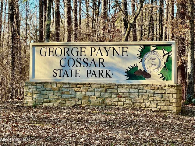 $279,900 | 221 Deerwood Park Drive, Oakland, MS 38948