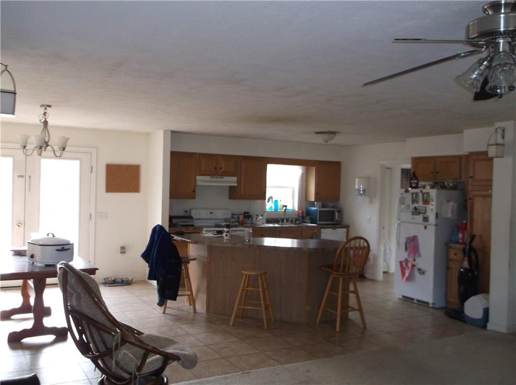 244 Elliott Road Grove City, PA 16127 - Photo 7 of 10 Gallery Image 7
