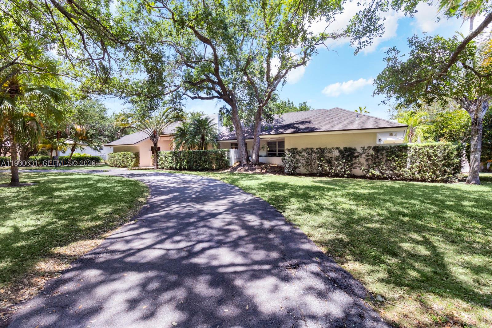 6255 Southwest 99th Terrace Pinecrest, FL 33156 - Photo 3 of 39