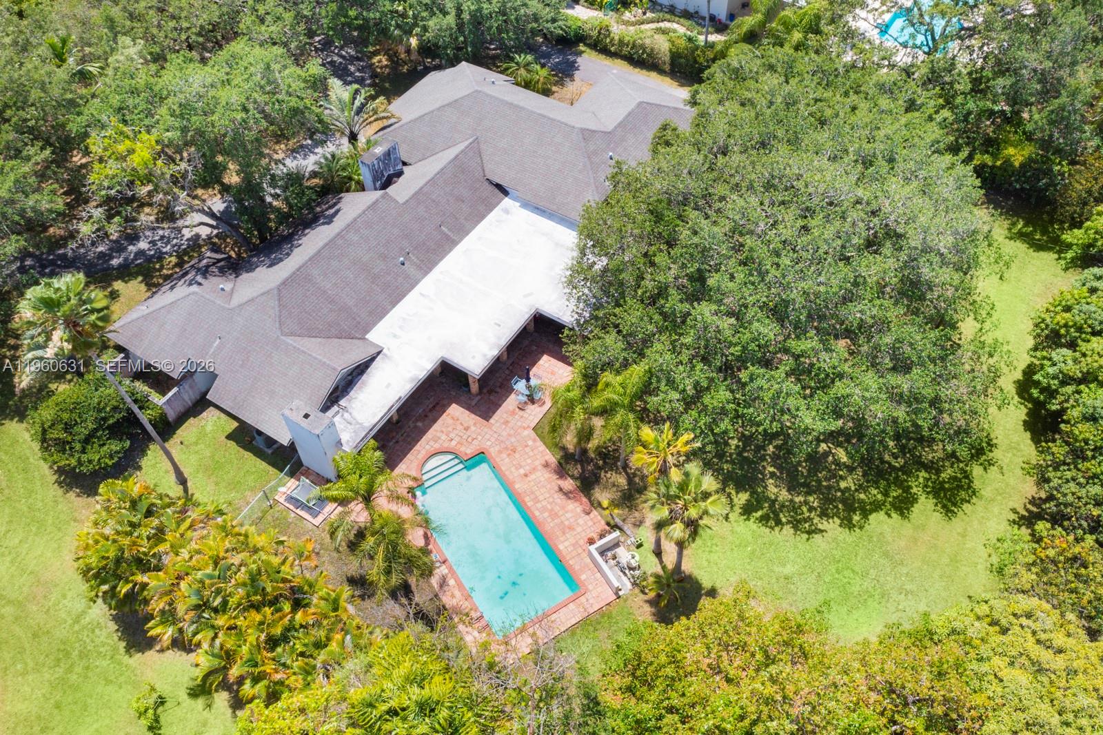 6255 Southwest 99th Terrace Pinecrest, FL 33156 - Photo 35 of 39