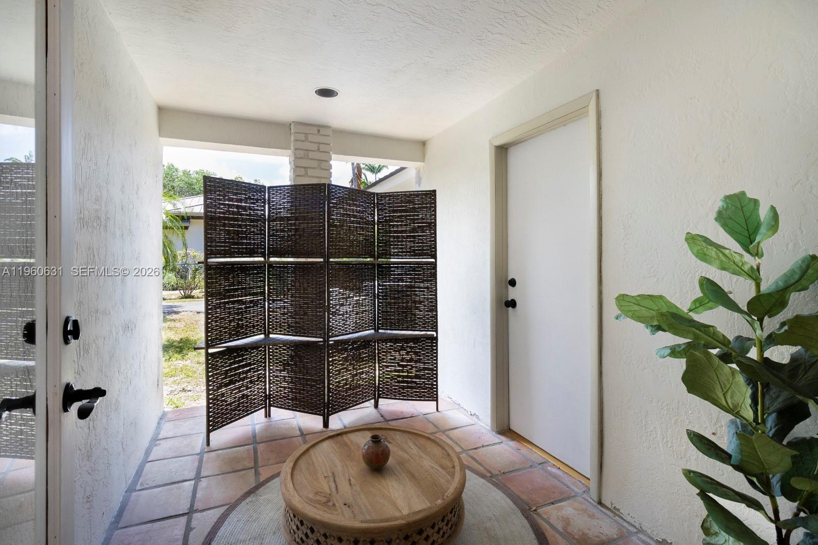 6255 Southwest 99th Terrace Pinecrest, FL 33156 - Photo 10 of 39