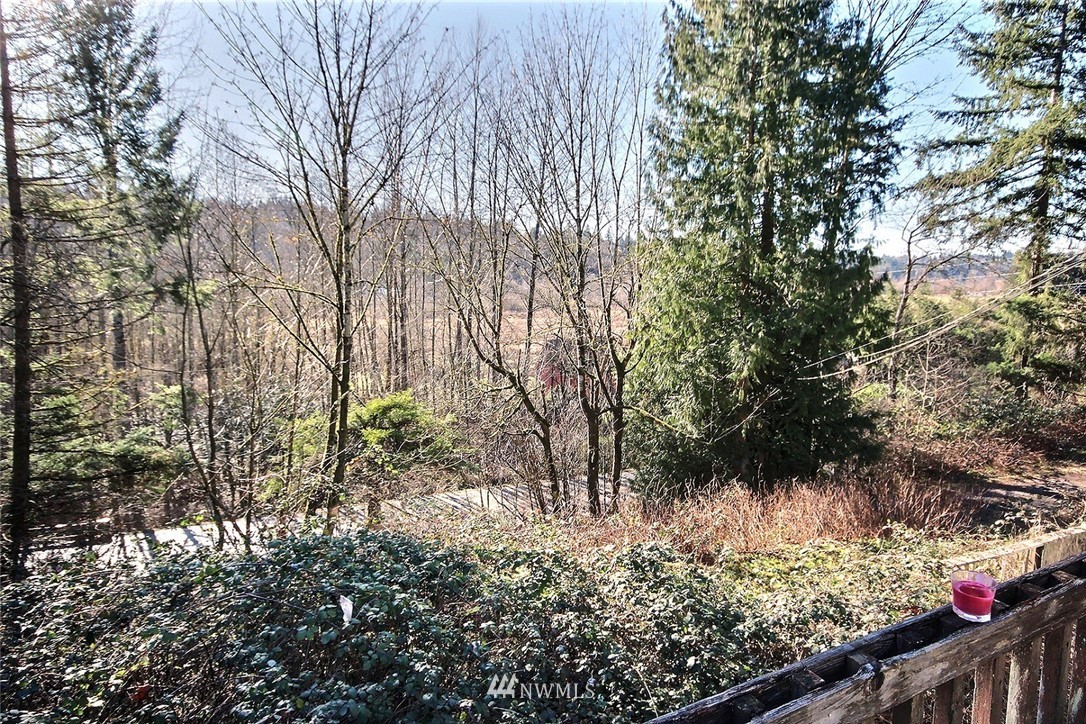 18016 Southeast May Valley Road Renton, WA 98059 - Photo 22 of 25