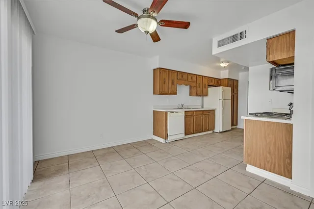 $1,645 | 4474 Buena Vista Drive, Las Vegas, NV 89102