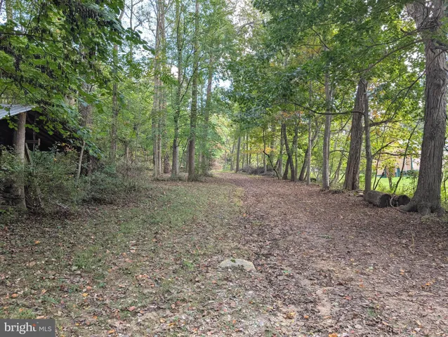 $245,000 | 340 Lake Road, Spring Grove, PA 17362