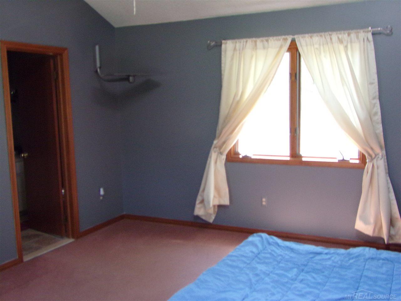 5339 Fitzgerald Road St. Clair, MI 48079 - Photo 30 of 34 31317802-29.JPG