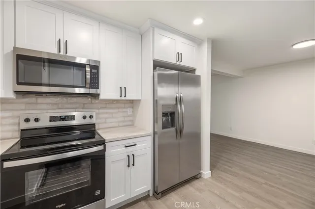 $299,900 | 42935 15th Street West, Unit 9, Lancaster, CA 93534