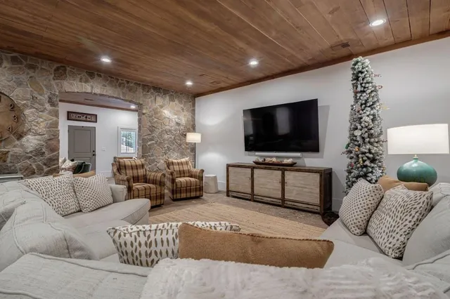 $1,699,000 | 3315 Chandler Road, Good Hope, GA 30641