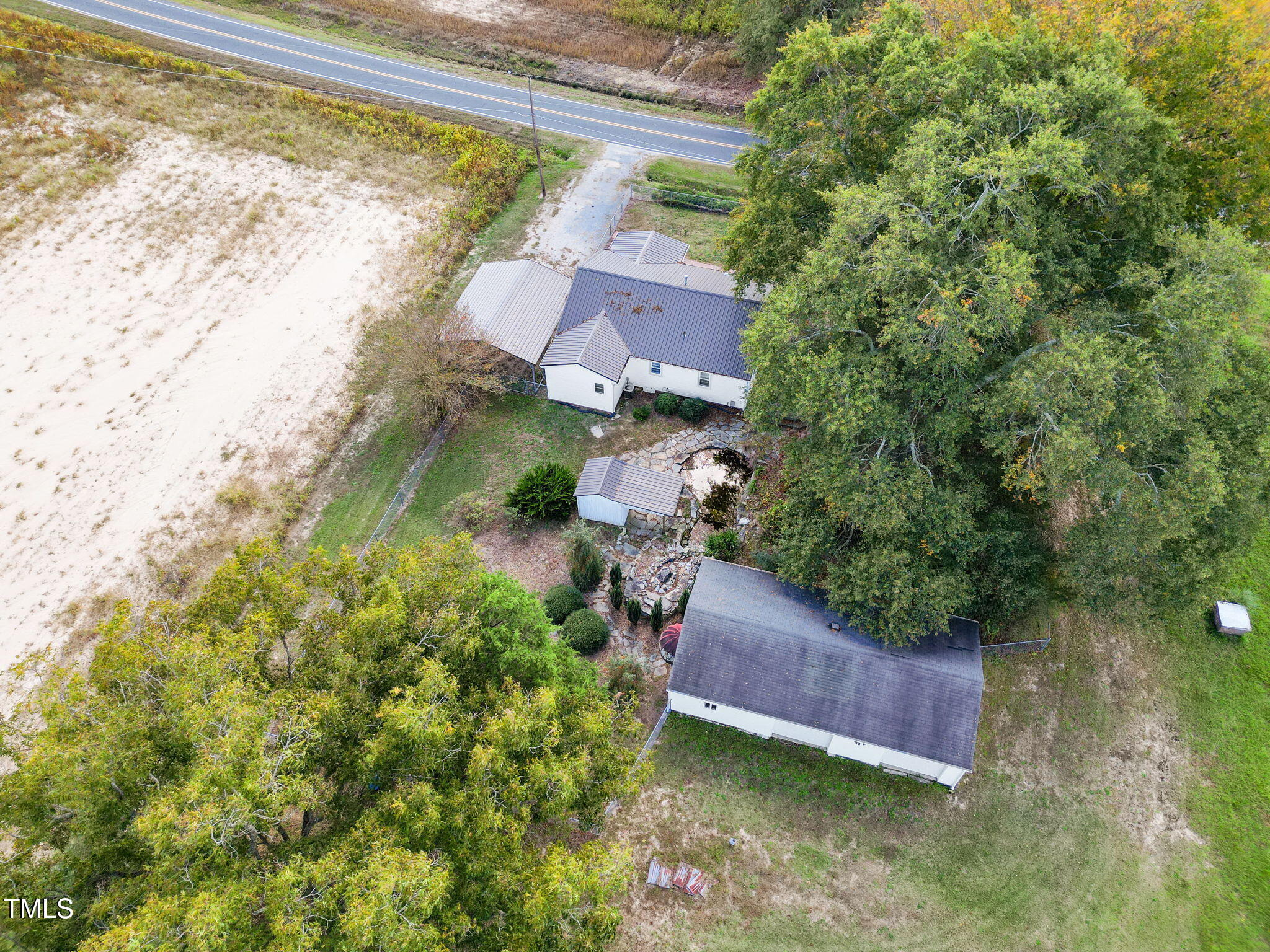 355 Wise Road Dunn, NC 28334 - Photo 6 of 27 5-web-or-mls-DJI_0291
