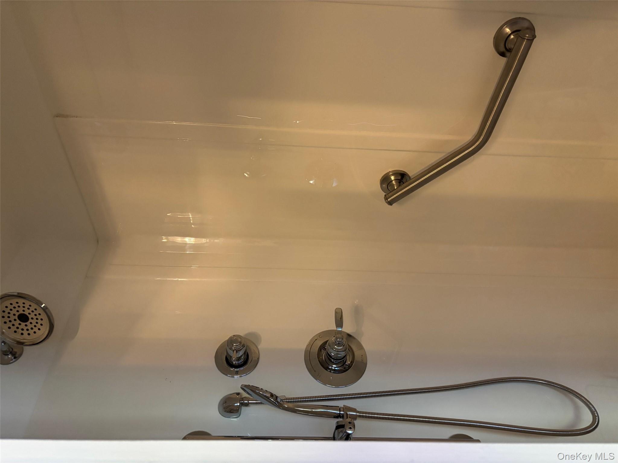 185 South Country Road, Unit S COUNTRY RD East Patchogue, NY 11772 - Photo 22 of 47 Bathroom view of a shower