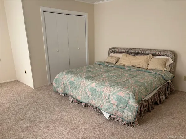 $4,500 | 185 South Country Road, Unit S COUNTRY RD, East Patchogue, NY 11772