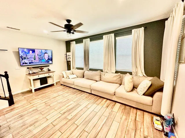 $420,000 | 905 Wishon Avenue West, Madera, CA 93636