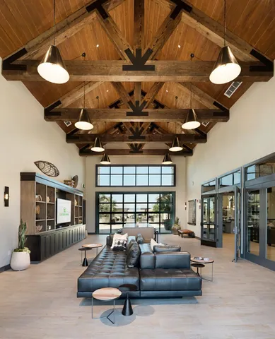 $420,000 | 905 Wishon Avenue West, Madera, CA 93636