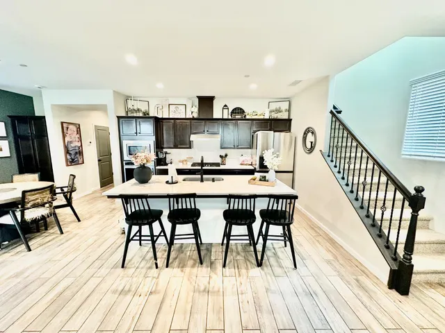 $420,000 | 905 Wishon Avenue West, Madera, CA 93636