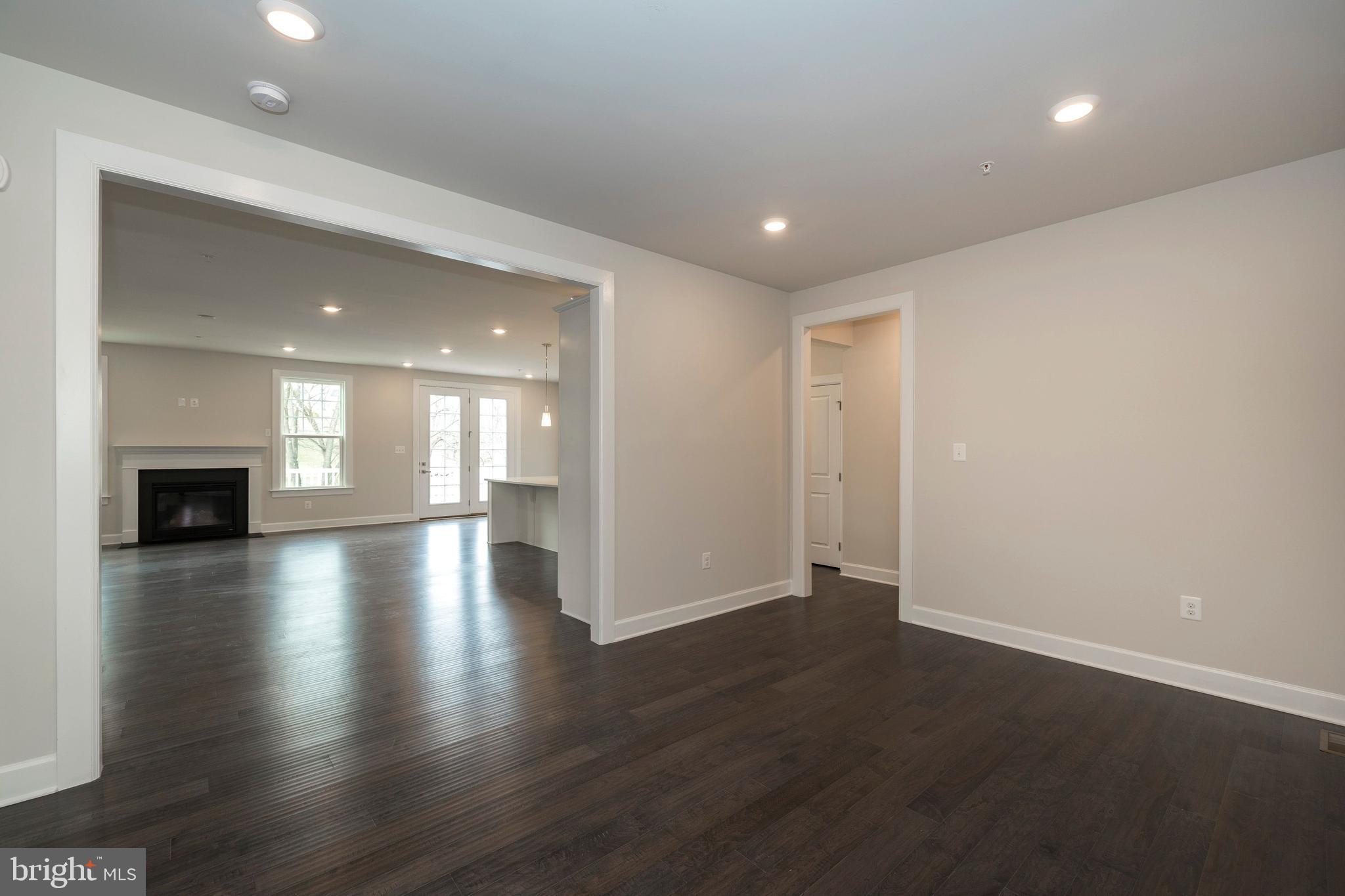325 Piper Lane Exton, PA 19341 - Photo 6 of 16 OPTIONAL FIREPLACE