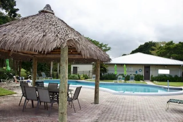 $129,900 | 6080 Northwest 44th Street, Unit 205, Lauderhill, FL 33319