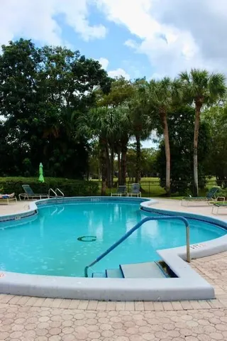 $129,900 | 6080 Northwest 44th Street, Unit 205, Lauderhill, FL 33319