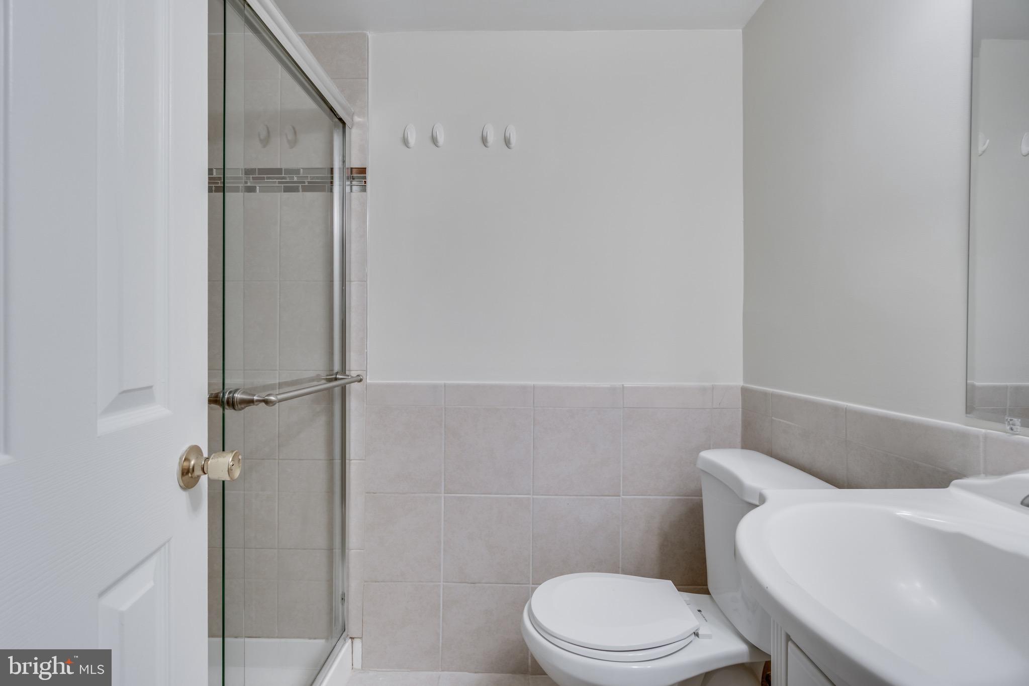 11621 Stoneview Square, Unit 1B Reston, VA 20191 - Photo 24 of 31