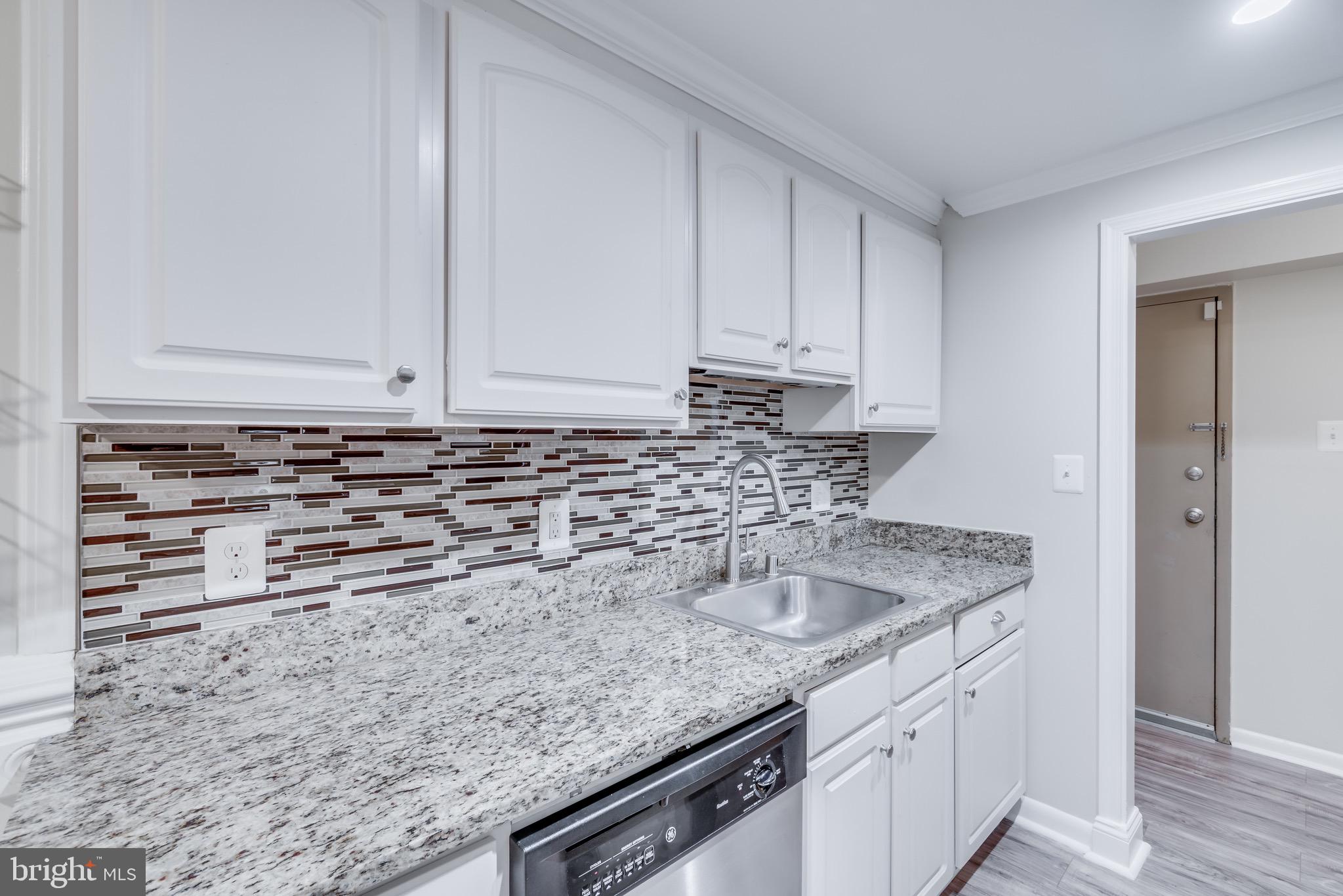 11621 Stoneview Square, Unit 1B Reston, VA 20191 - Photo 6 of 31