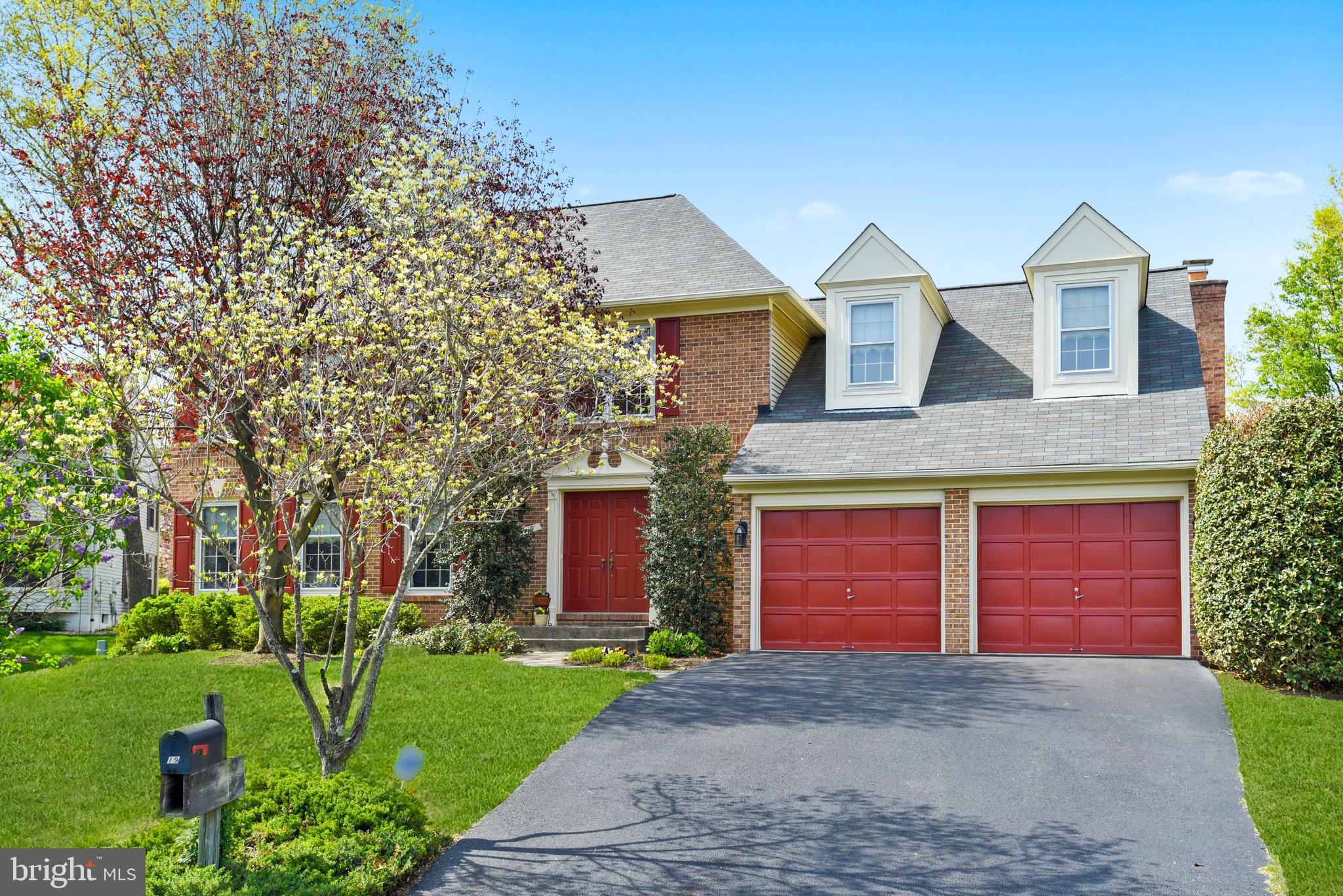 19 Rutledge Court Sterling, VA 20165 - Photo 35 of 36 WELCOME HOME