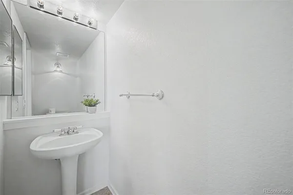$499,000 | 3851 Oakwood Drive, Longmont, CO 80503