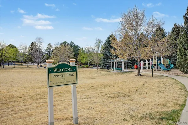 $499,000 | 3851 Oakwood Drive, Longmont, CO 80503