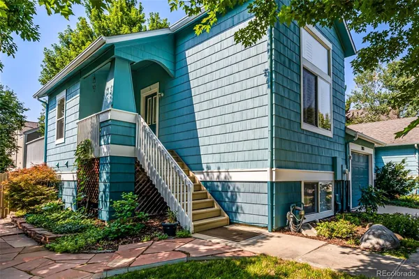 $499,000 | 3851 Oakwood Drive, Longmont, CO 80503