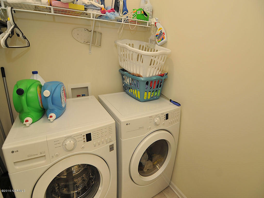 770 Bonaire Road Wilmington, NC 28412 - Photo 22 of 24 Laundry room