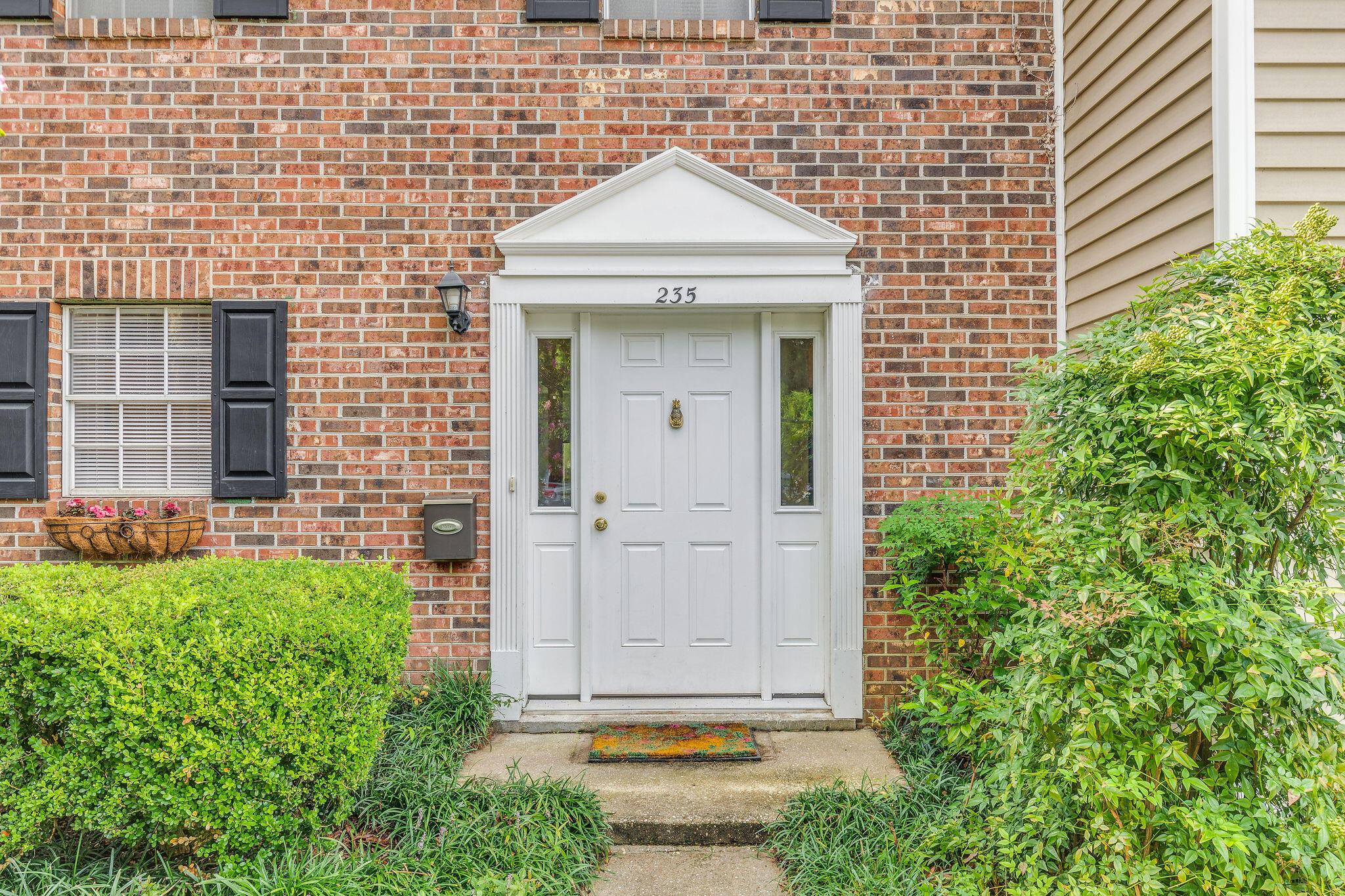 235 Heritage Circle Mount Pleasant, SC 29464 - Photo 2 of 31 235HeritageCr2