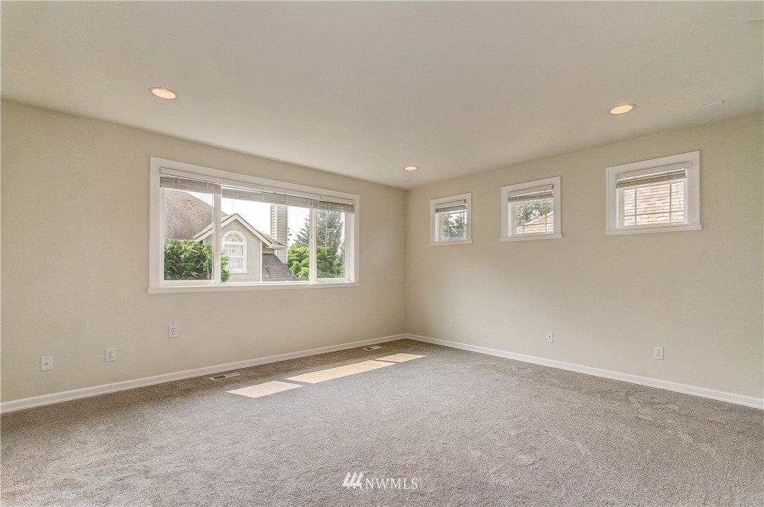 1719 Northeast 24th Street Renton, WA 98056 - Photo 14 of 25