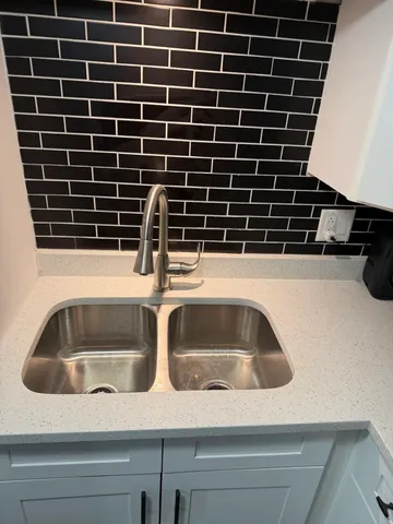 $285,000 | 9601 South Harvard Avenue, Chicago, IL 60628