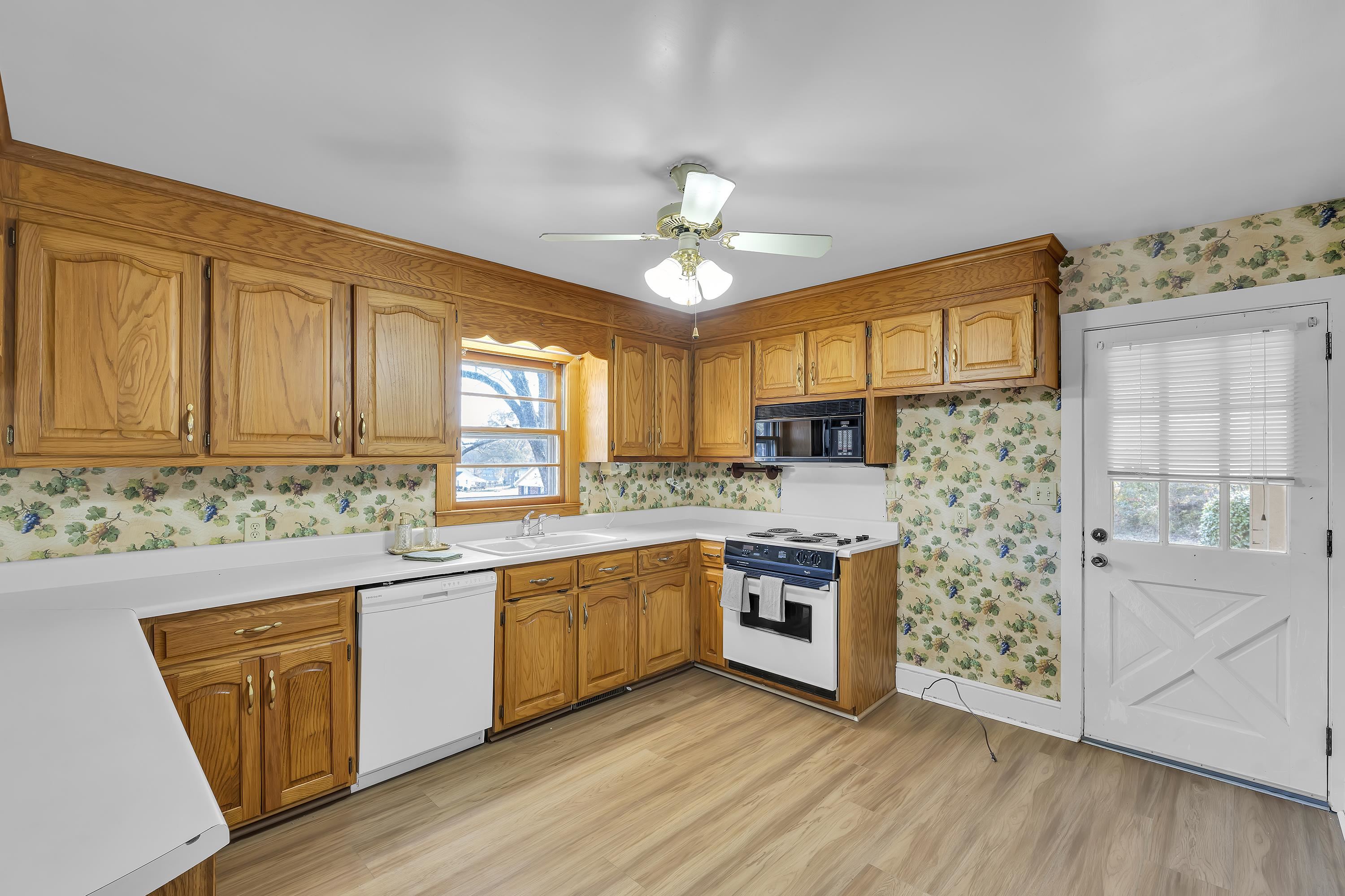 119 Beechwood Drive Inman, SC 29349 - Photo 11 of 28