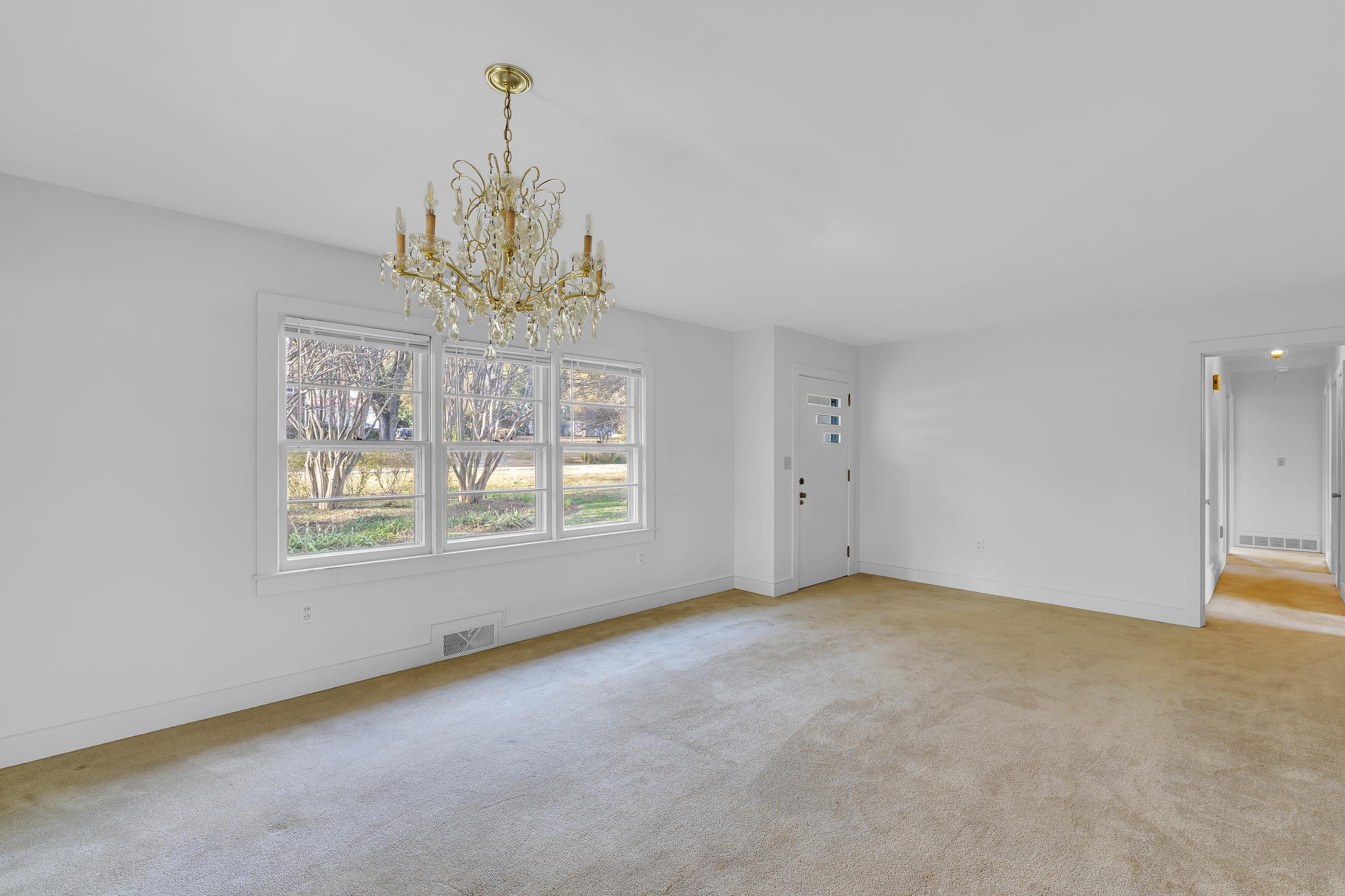 119 Beechwood Drive Inman, SC 29349 - Photo 8 of 28