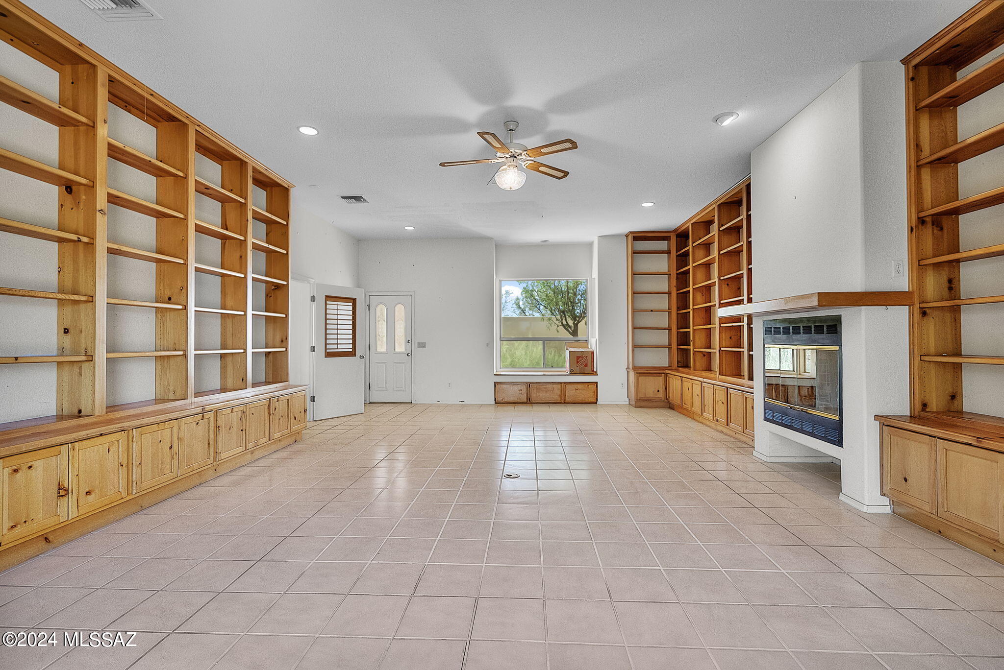 10 Kent Avenue Rio Rico, AZ 85648 - Photo 5 of 32