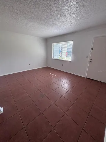 $1,200 | 121 Oyster Bay Circle, Unit 130, Altamonte Springs, FL 32701