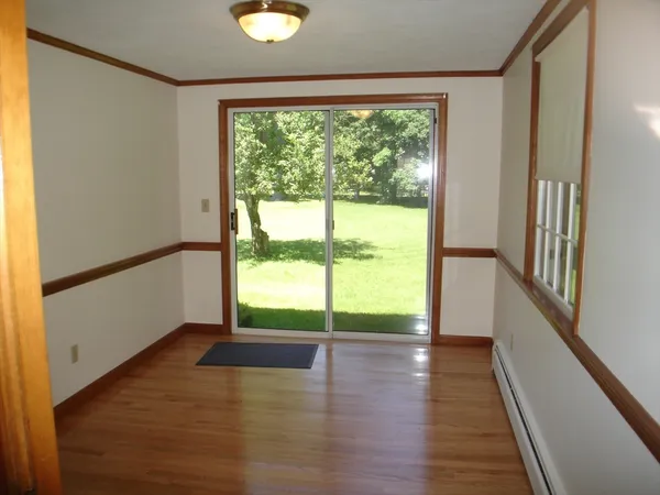 $3,700 | 8 B Schaller Street, Unit 8B, Wellesley, MA 02482